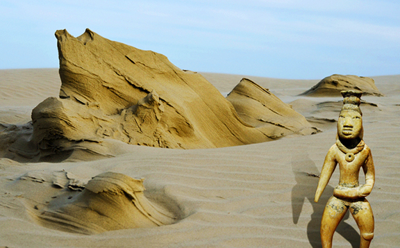 Bajia Magdalena Dunes with Mayan Visitor