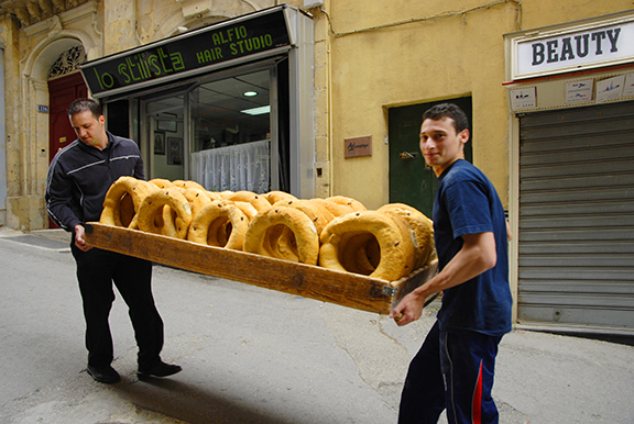 Malta Bread & Beauty